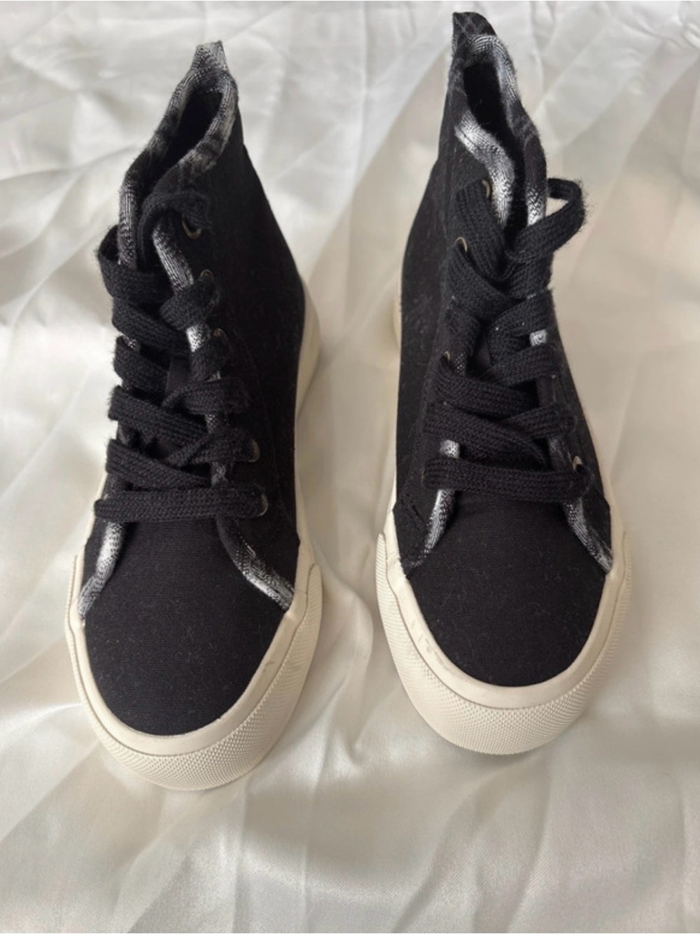 Old Navy Black High-Top Canvas Kids Sneakers with White Soles